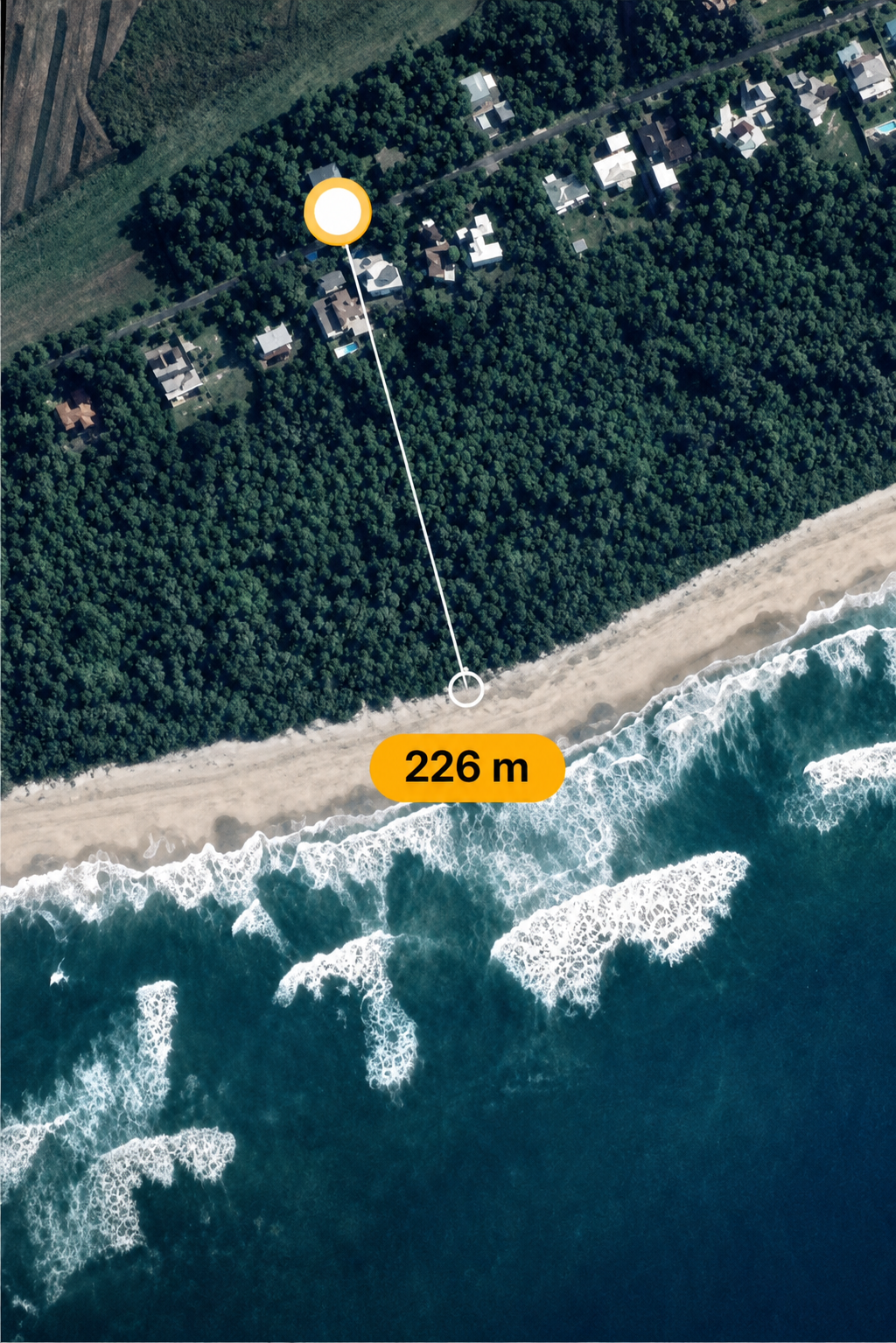 Satellite diagram showing the property approximately 226 metres from Trafalgar Beach in a straight line